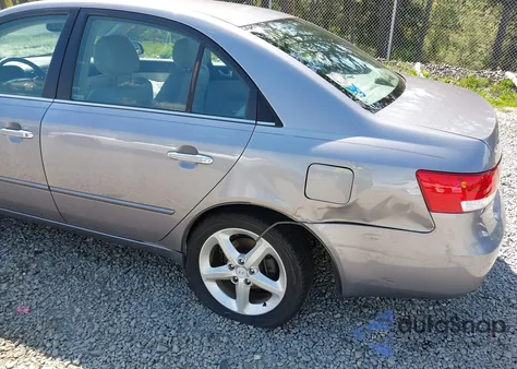 2006 Hyundai Sonata Gls V6/Lx V6 z USA, uszkodzony, nr VIN 5NPEU46F26H105437